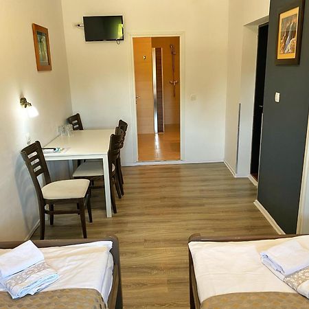 16 Lakes Guesthouse Грабовац Экстерьер фото